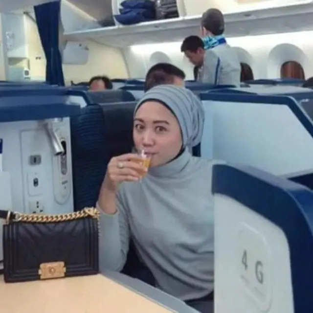 Gaya Istri Pejabat Kemenhub yang Dinonaktifkan Sementara, Pamer Tas Chanel di Pesawat Kelas Bisnis