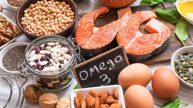 Konsumsi Makanan yang Kaya Omega-3 dan Asam Lemak