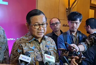 Gubernur DKI Jakarta, Pramono Anung saat ditemui di Hotel Mulia, Senayan, Jakarta, Rabu (10/12/2025). (Foto: Liputan6.com/Arief RH)