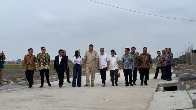 Menteri PKP dan Komdigi Serahkan Kunci Rumah untuk Wartawan di Perumahan Cibitung Bekasi