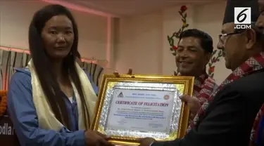 Lhakpa Sherpa, Wanita pertama yang berhasil mendaki puncak Everest sebanyak sembilan kali.