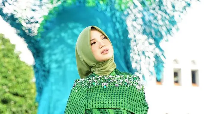 Dear Hijabers, Tak Sulit Kok Jaga Rambut Tetap Sehat, Sejuk dan Wangi Seharian