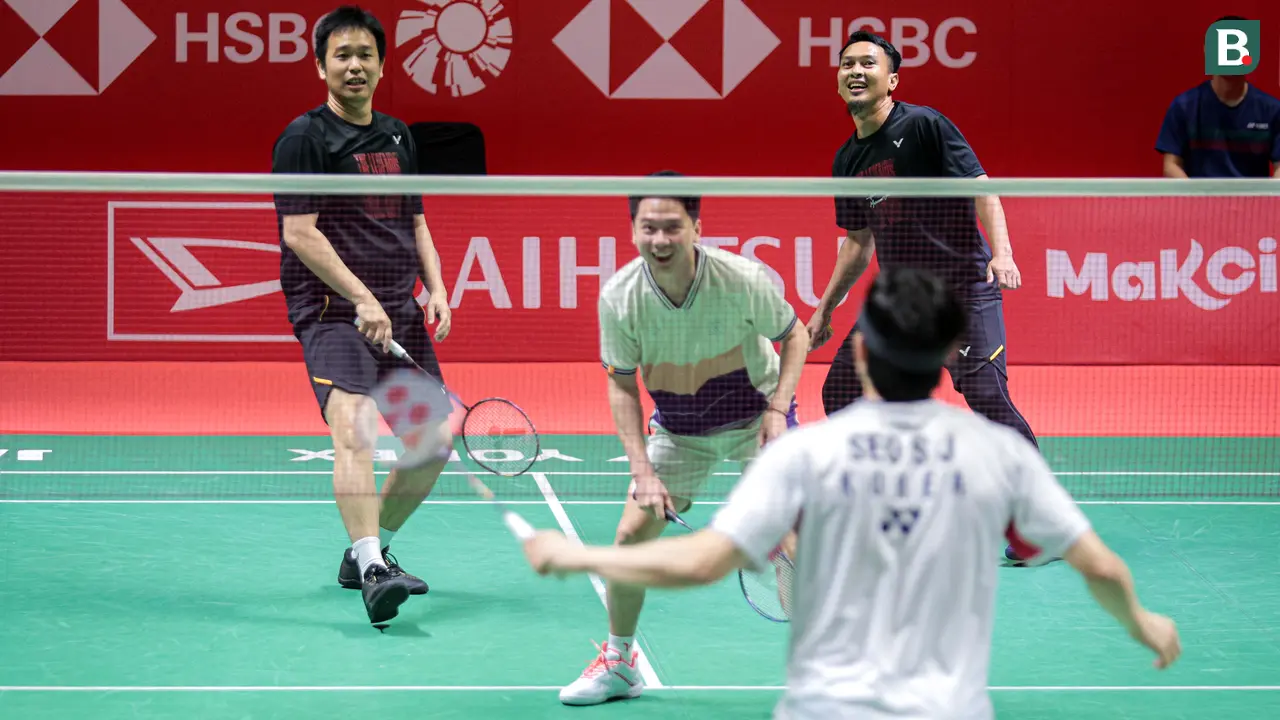 Foto: Momen Haru hingga Lucu Tersaji dalam Acara Pensiun Mohammad Ahsan/Hendra Setiawan, Terima Kasih The Daddies!