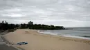Dewan Regional Randwick memutuskan untuk menutup sementara akses ke Pantai Coogee dan menyarankan agar warga sekitar tidak menyentuh bola-bola misterius tersebut sampai analisis laboratorium selesai dilakukan. (Saeed KHAN/AFP)