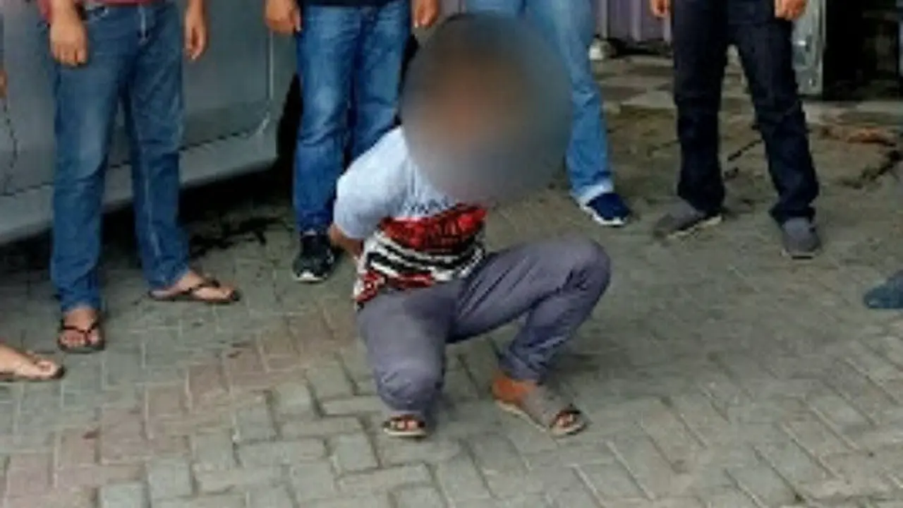 AK alias Andre (28), warga kecamatan Tatapaan, Kabupaten Minsel, diamankan petugas pada Jumat, 5 Juni 2020.