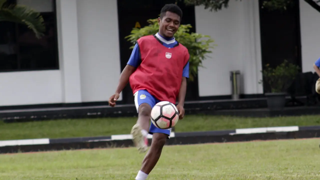 Billy Keraf