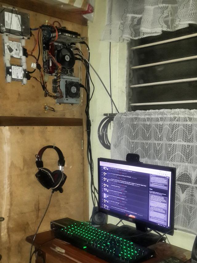 5 Potret Kocak Modifikasi Komputer Ini Bikin Geleng Kepala