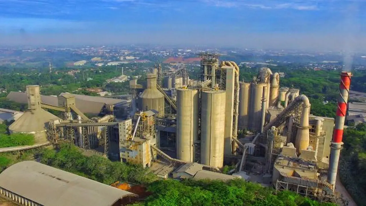 PT Solusi Bangun Indonesia Tbk (SMCB) (Foto: Laman Solusi Bangun Indonesia)