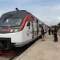 Peluncuran kembali railbus Bathara Kresna ini, diharapkan selain berfungsi sebagai transportasi umum, juga dapat menjadi kereta wisata. (Liputan6.com/Reza Kuncoro)