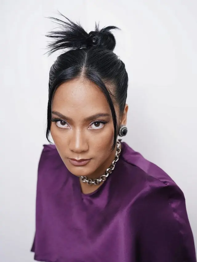 Inspirasi Gaya Rambut Bridesmaid