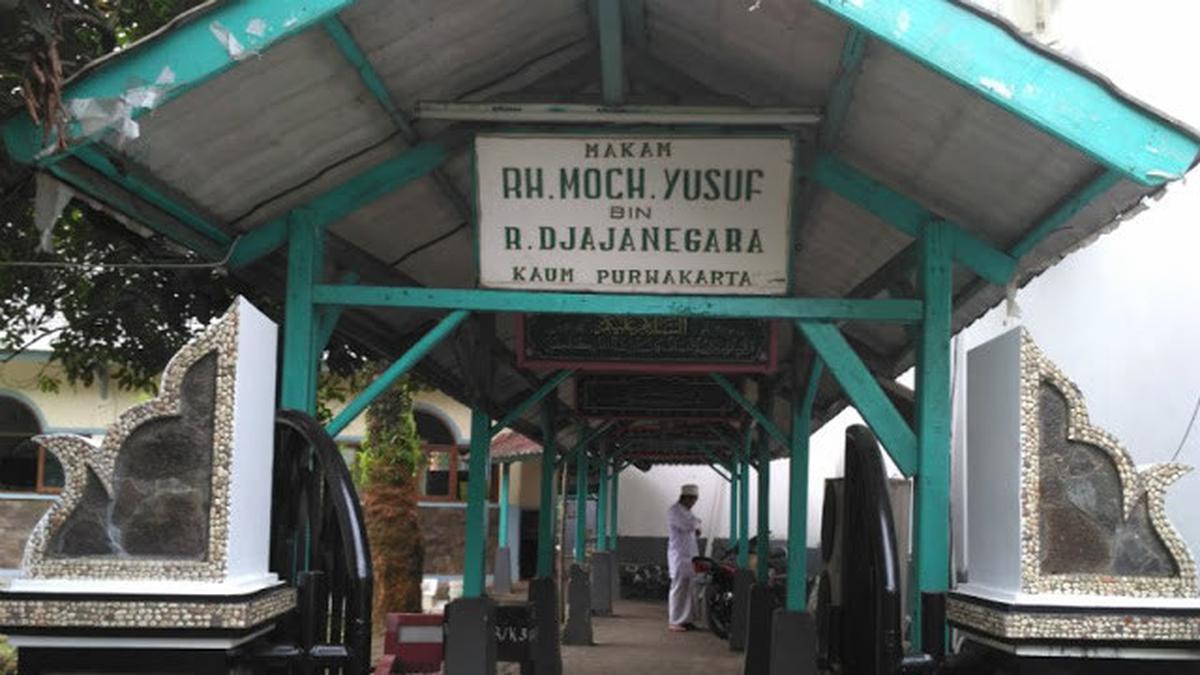 Menjajal Wisata Religi ke Masjid Agung Baing Yusuf di Purwakarta -  Lifestyle Liputan6.com