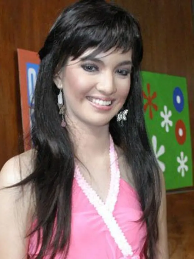 [Bintang] Nia Ramadhani