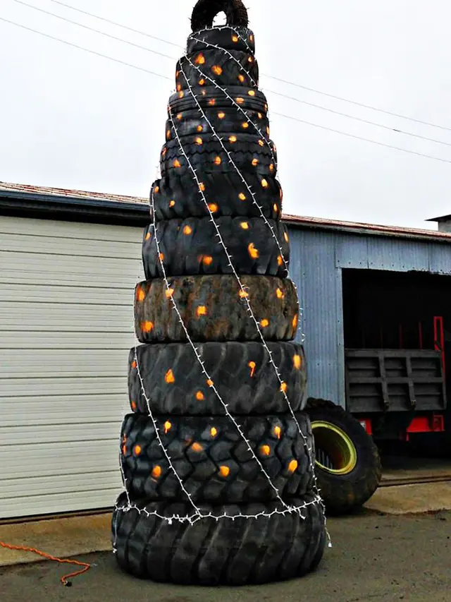 6 Ide Pohon Natal Paling Kreatif (sumber: christmas365greetings)