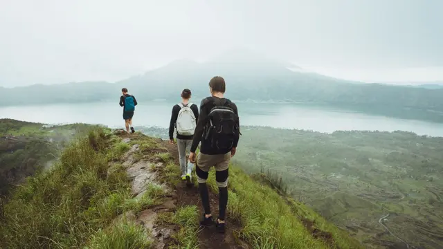 5 Tipe MBTI yang Paling Suka Eksplorasi Alam (photo by freepik)