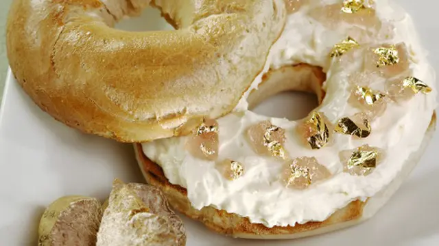 Mengejutkan, 5 Makanan Ini Benar-Benar Terbuat dari Emas!