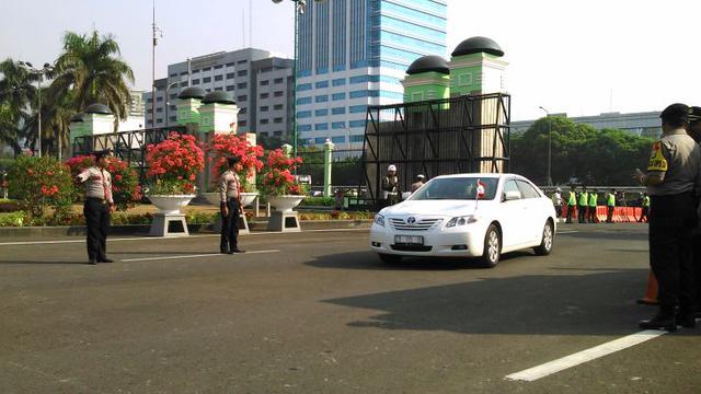 Pelantikan Jokowi Jadi Ajang Pamer Kendaraan Milik Para Dubes