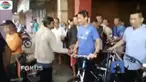 Sandiaga Uno kunjungi Pasar PON di Purwokerto, Jawa Tengah, dengan bersepeda.