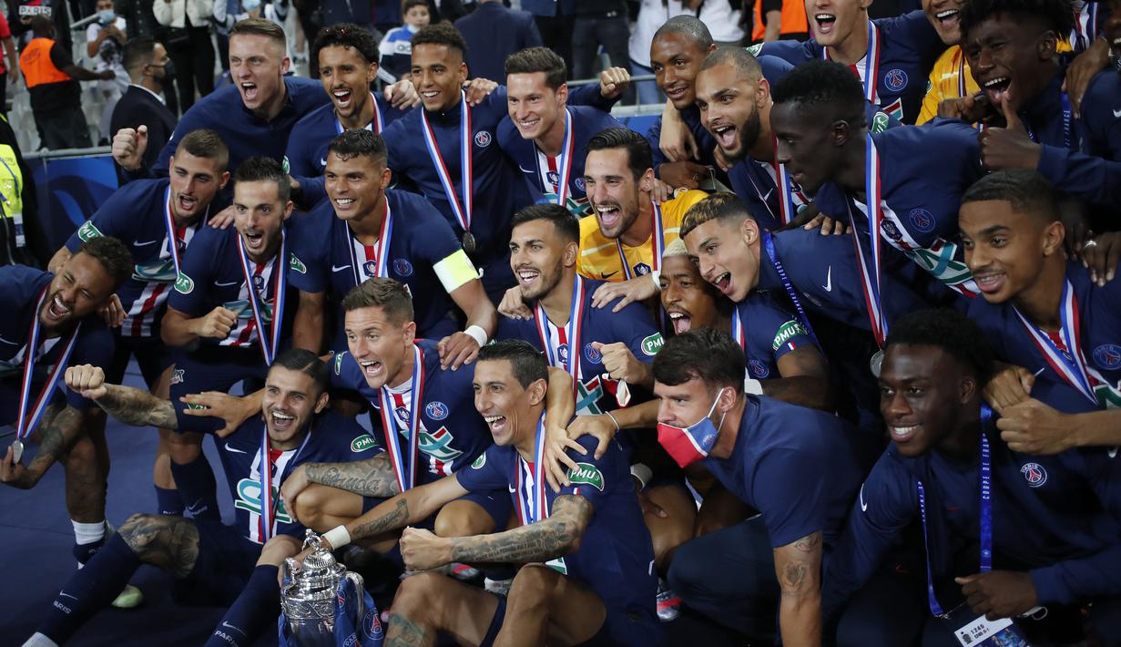 FOTO Paris Saint  Germain Juara Piala  Prancis 2022 Bola 