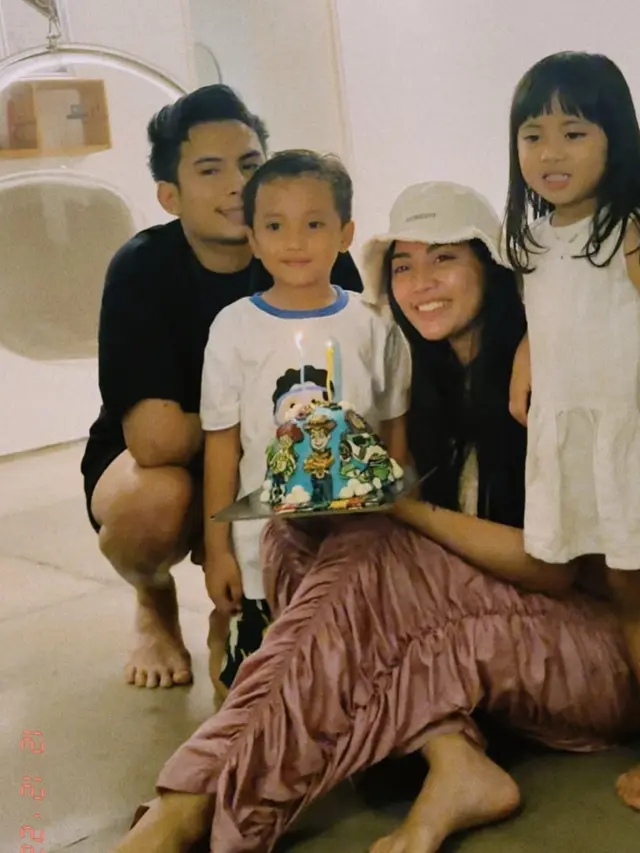 Rachel Vennya, Niko Al Hakim dan Anak-anaknya