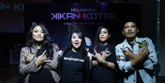 Kikan meluncurkan single 'Long Live Rock N Roll' di  Hardrock Cafe, Jakarta Selatan, Senin (14/3/2016). (Adrian Putra/Bintang.com)