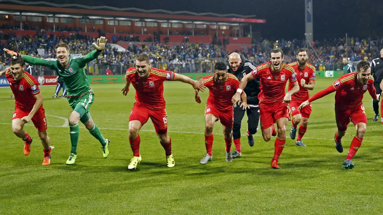 Bosnia vs Wales (Liputan6.com)