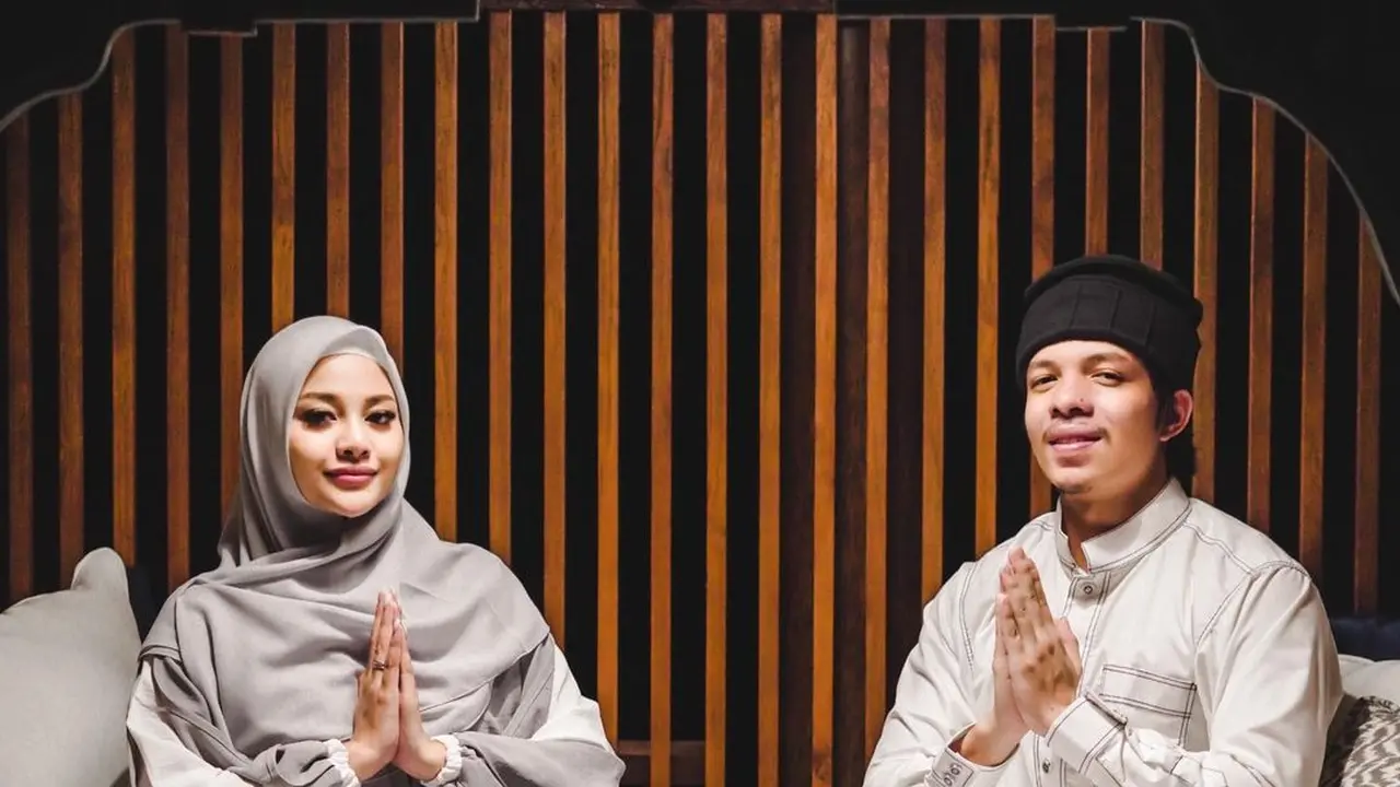 Bagikan Potret Ramadhan Pertama bareng Atta Halilintar, Penampilan Aurel Hermansyah Berhijab Curi Perhatian