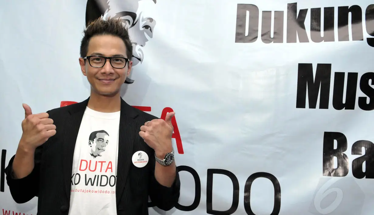 Penyanyi jebolan Indonesian Idol sesi pertama ini mengatakan pembajakan ibarat virus yang harus diberantas hingga keakarnya sehingga tidak mematikan industri musik serta para musisinya. (Liputan6.com/Panji Diksana)