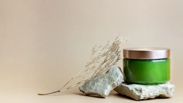 Gunakan Masker Rambut