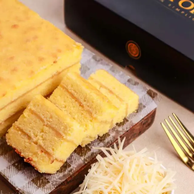 Sensasi Kejunya Bikin Nagih, Rekomendasi Kue di Bogor Ini Bisa Jadi Comfort Food Anak-Anak di Rumah