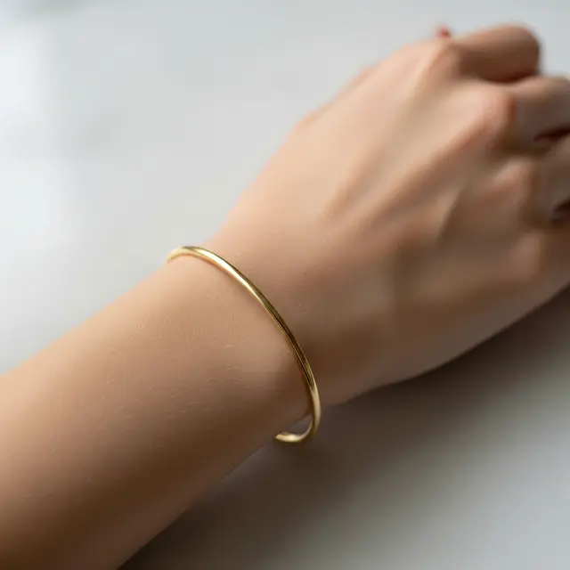 9 Model Gelang Emas Tipis untuk Tampilan Minimalis, Stylish Tanpa Berlebihan