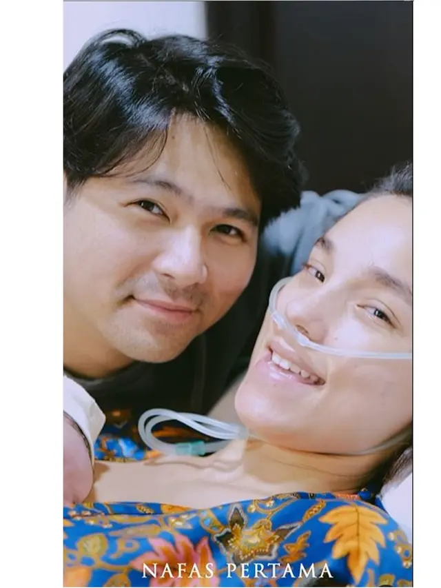 7 Potret Bahagia Vanessa Lima dan Erick Iskandar yang Baru Dikaruniai Anak Kedua