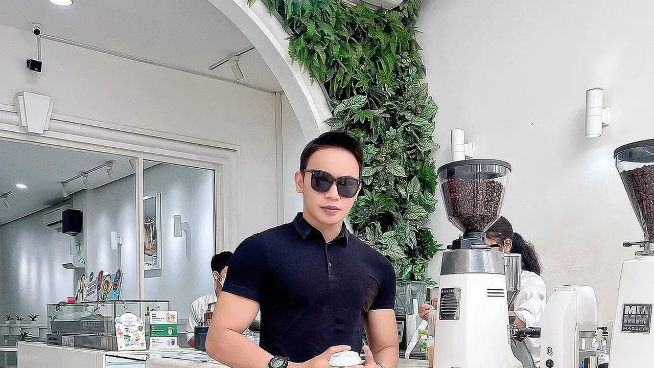 Potret Jordan Ali Kekasih Baru Eva Manurung Ibunda Virgoun