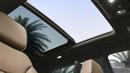 Selain fitur hiburan dan keamanan, Mobil ini dilengkapi dengan power sunroof berukuran besar. Keberadaan sunroof dapat memanjakan penumpang dengan menyajikan pemandangan langit selama perjalanan. (Source: chevrolet.com)