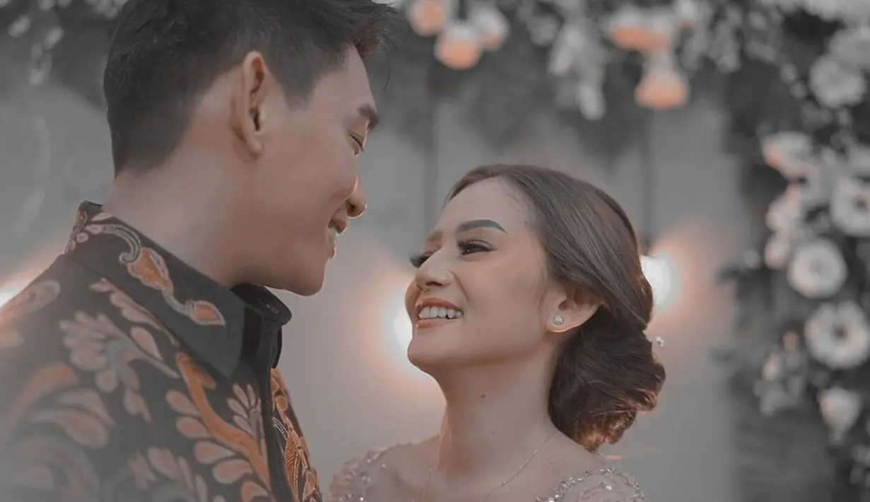 Usai prosesi lamaran, Ifan bercerita tentang alasannya memilih Citra sebagai calon istrinya. Keduanya pun segera menikah setelah hari lebaran Idul Fitri nanti. (Instagram/ifanseventeen)