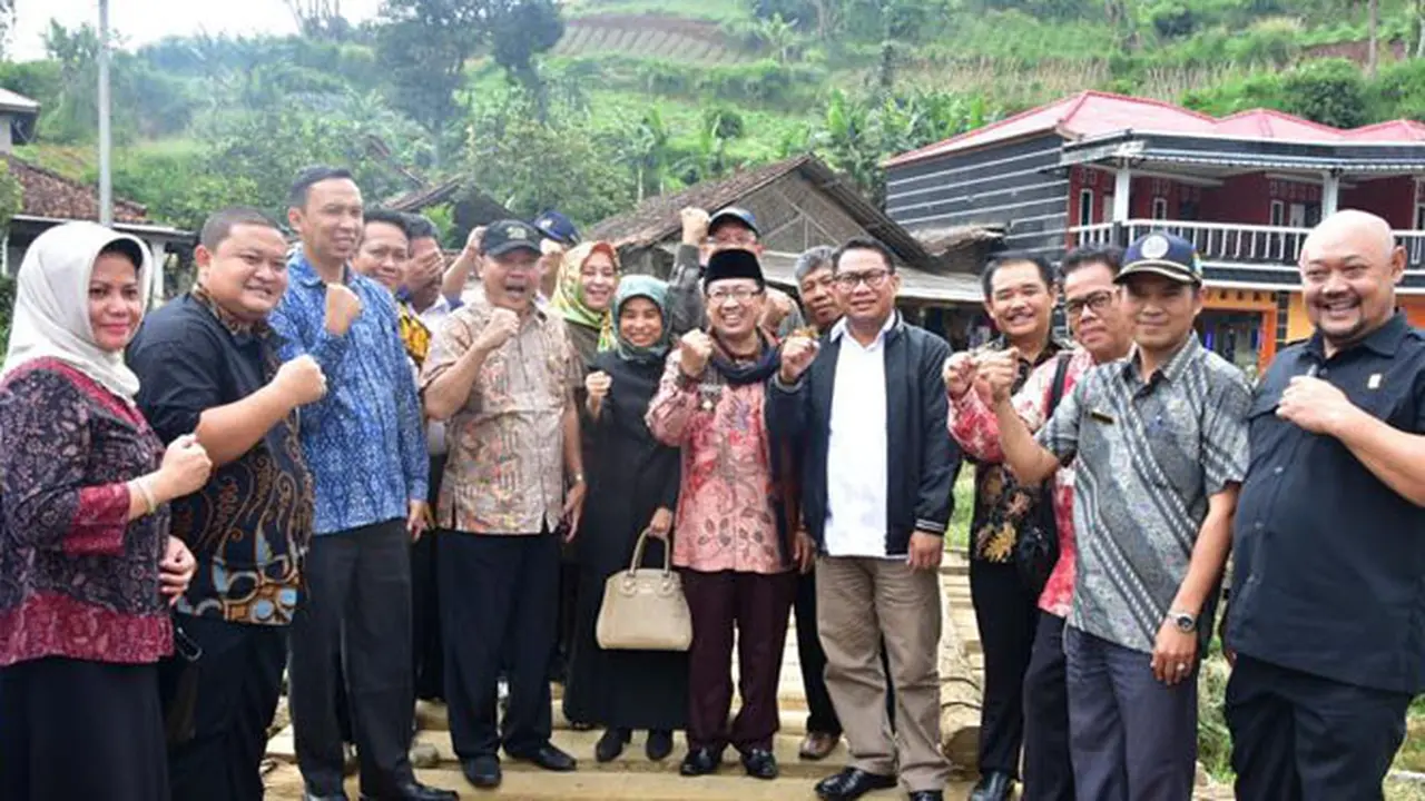 Pembangunan Jalur Puncak II Tingkatkan Perekonomian Warga