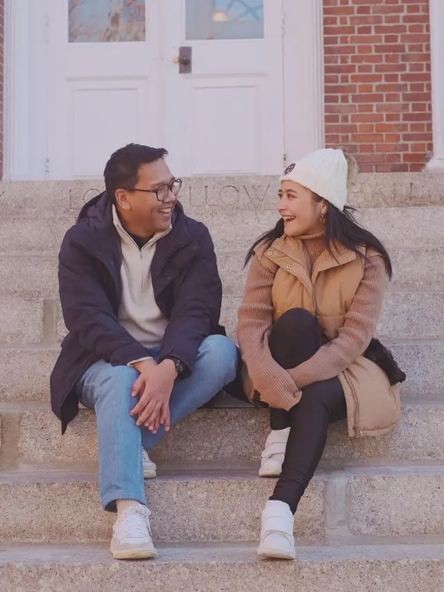 Prilly Latuconsiana dan Imam Usman dikabarkan berpacaran