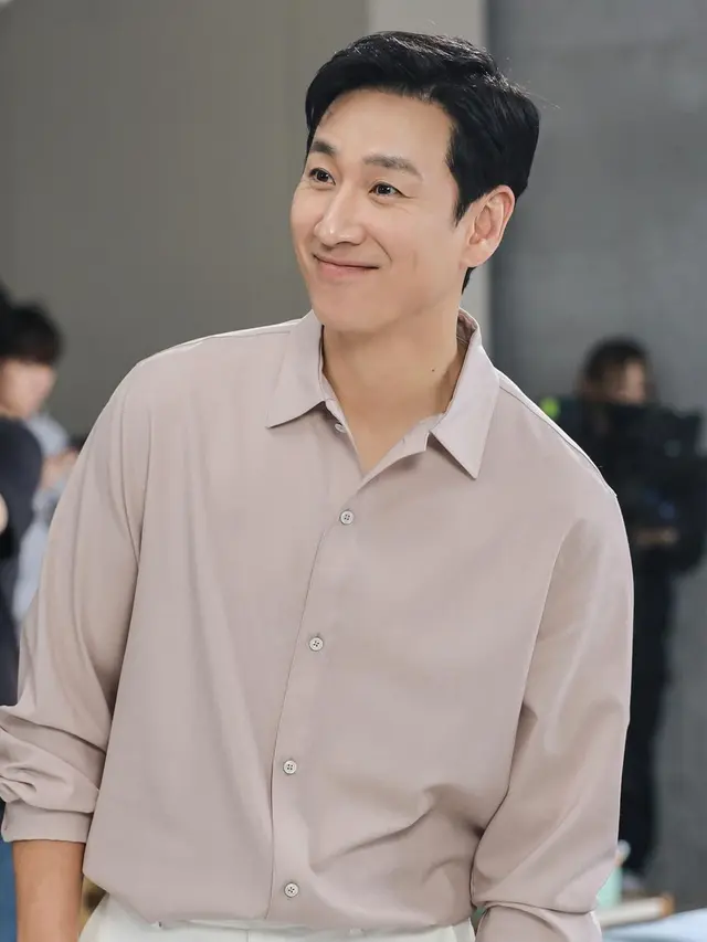 Pemain 'Parasite' Lee Sun Kyun Diduga Terlibat Kasus Narkoba, Bikin Netizen Terkejut