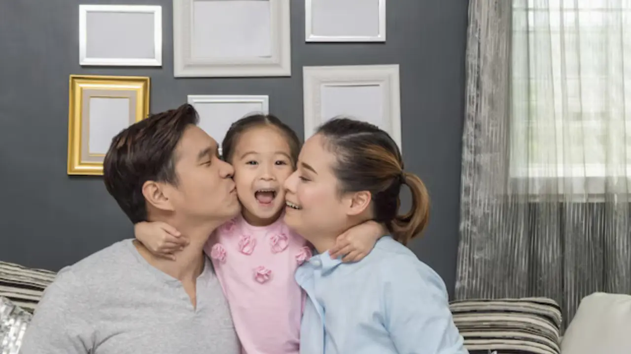 Parenting Style Ala Gen Z vs Milenial, Mana yang Lebih Efektif dalam Mendidik Anak? (photo by freepik.com)