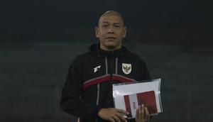 Pelatih Timnas Indonesia U-20, Nova Arianto. (Bola.com/Wahyu Pratama)