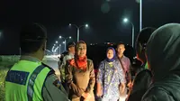 Bupati Brebes Idza Priyanti ingin arus mudik Idul Adha 1437 Hijriyah berjalan lancar. (Liputan6.com/Fajar Eko Nugroho)