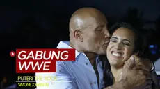 Berita video mengenai Dwayne "The Rock Johnson yang bahagia karena puterinya meneruskan dinasti keluarga dengan menandatangani kontrak dengan WWE.