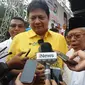 Ketua Umum Partai Golkar Airlangga Hartarto dan cawapres 01 Ma'ruf Amin. (Liputan6.com/Achmad Sudarno)