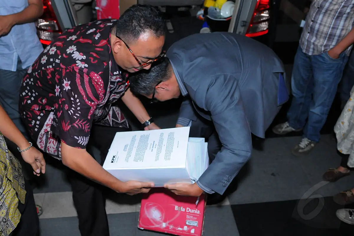 Berkas Perkara Anas, Satu Bagasi Penuh