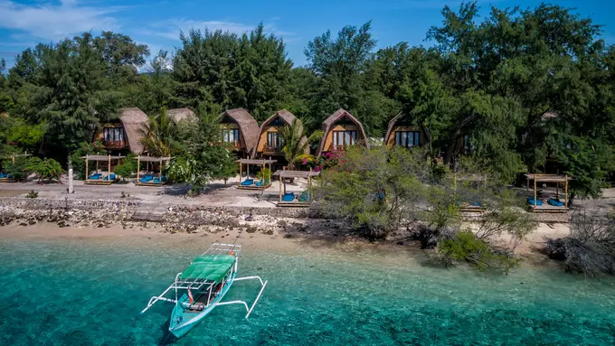 Eksplorasi Surga Gili Meno Tanpa Alas Kaki di Karma Reef