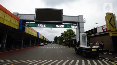 Suasana Bandara Halim Perdanakusuma di Jakarta, Rabu (26/1/2022). Bandara Halim Perdanakusuma ditutup selama 3,5 bulan untuk proses revitalisasi. (merdeka.com/Imam Buhori)