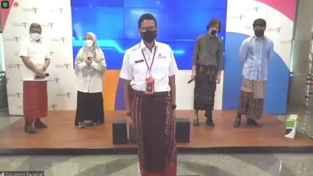 Menparekraf Sandiaga Uno di Weekly Press Briefing