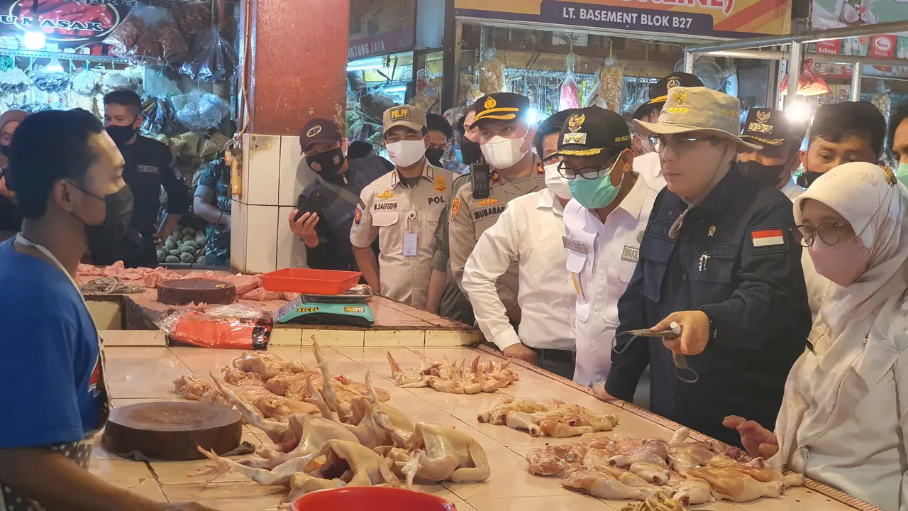 Monitoring Kebutuhan Sembako di Pasar Agung Depok Jelang Ramadan