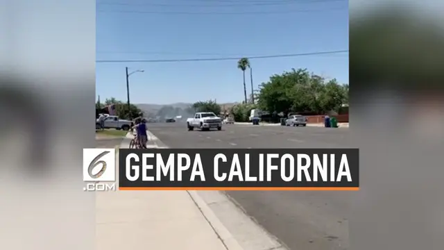 Kawasan California, AS diguncang gempa dengan magnitudo 6,4. Kekuatan gempa membuat warga panik dan ketakutan.