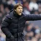 Juru taktik Tottenham Hotspur, Antonio Conte, merupakan salah satu gelandang bertahan top di masanya. Selama 13 musim bermain untuk Juventus, ia berhasil menyabet 14 trofi termasuk lima gelar Serie A dan satu Liga Champions 1995/96. (AP/Ian Walton)