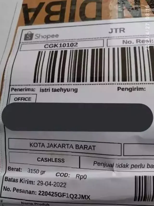 10 Nama Nyeleneh Penerima Paket Ini Kocak Banget, Buat Kurir Nyengir